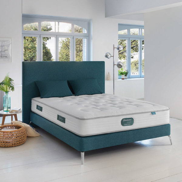 matelas synergy+ Simmons
